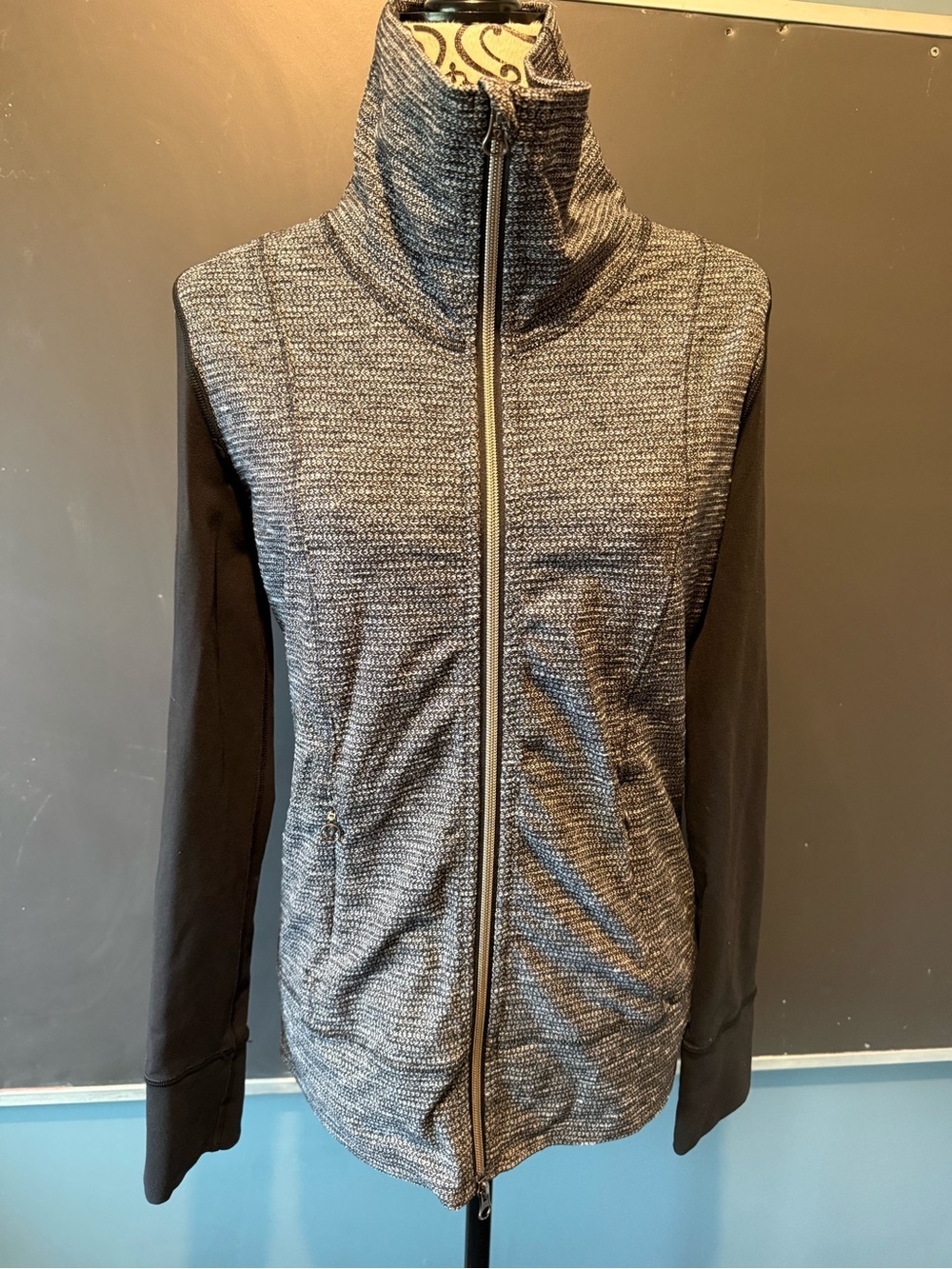 🖤Lululemon Daily Yoga Jacket🖤
Coco Pique Black / Black